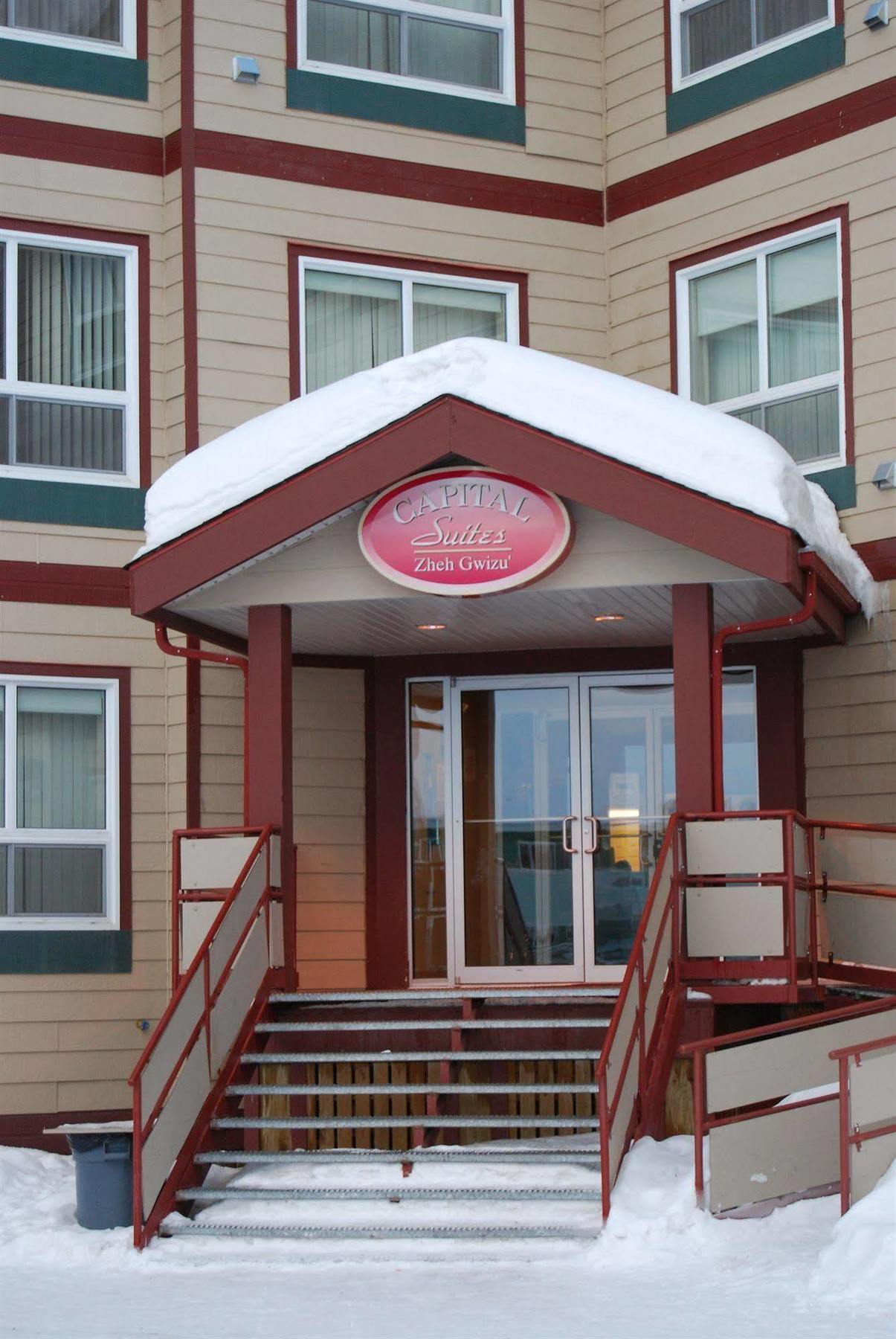 Inuvik Capital Suites Exterior photo